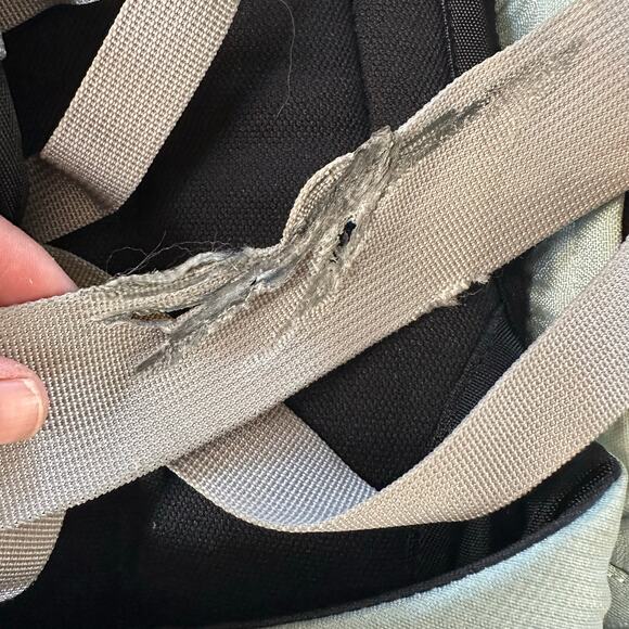 Clive Skateboard Backpack Zipper Buckles Straps Light Blue‎ Multipocket - Picture 4 of 15